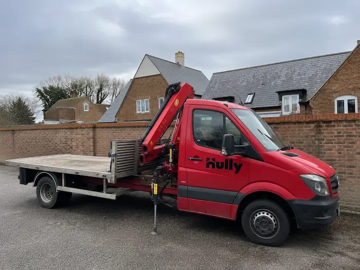 hully delivery track flat pack garden pod