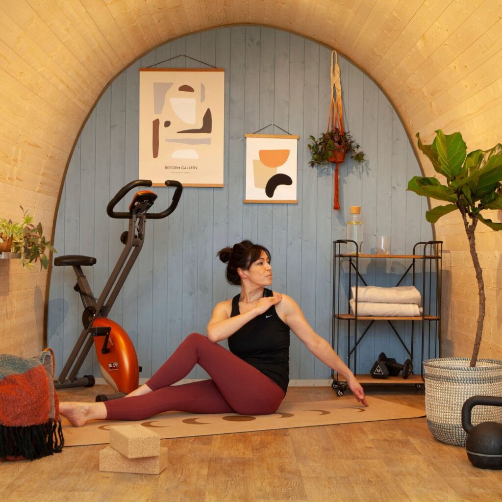 Modern Yoga Studio, Garden Room and Yoga Studio